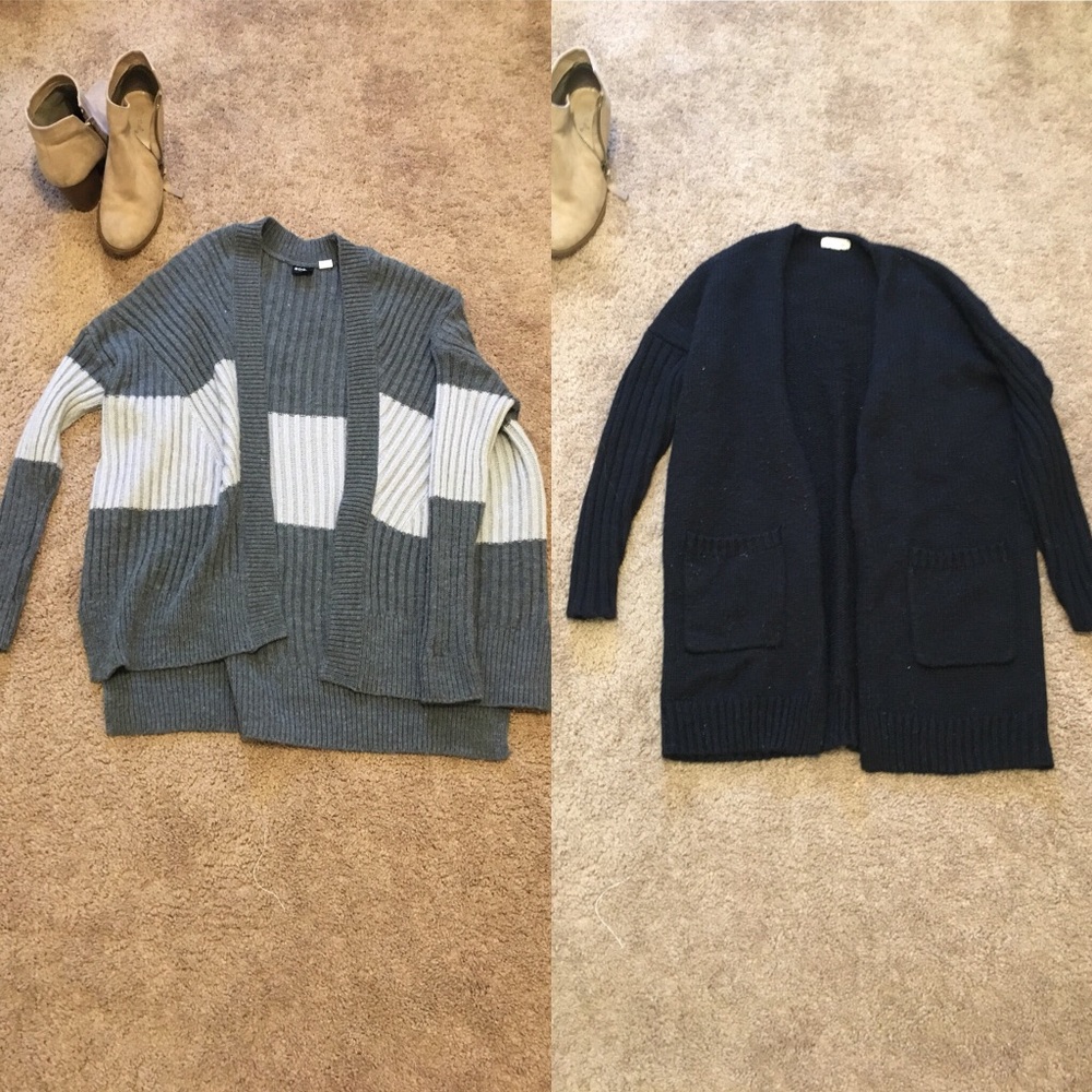 2 urban outfitters cardigans size s